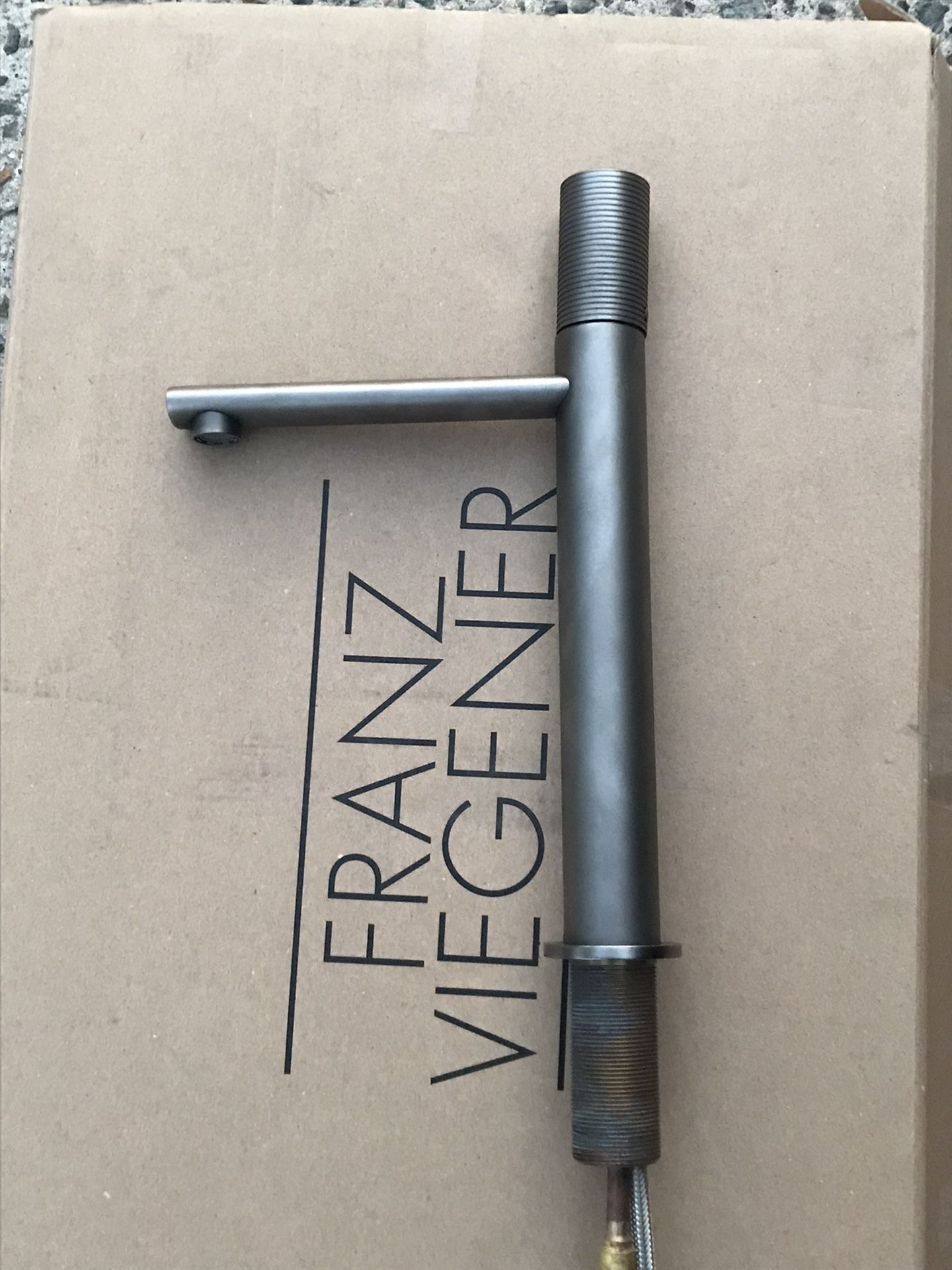 FRANZ VIEGENER Satin Grey stone