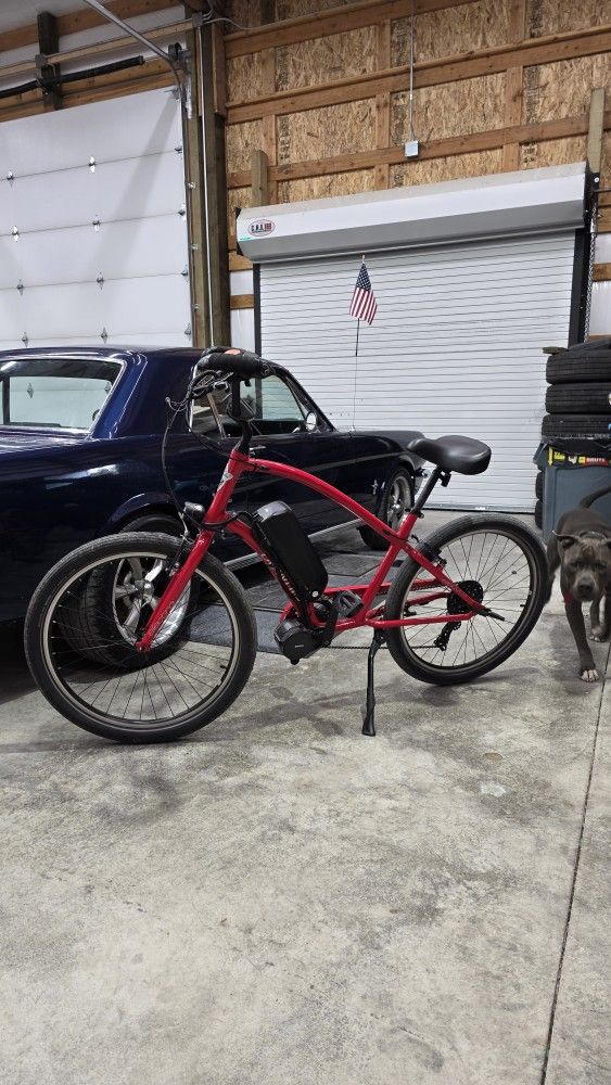 Electric Bike Powered By BAFANG 750 AND A HUGE BATTERY !