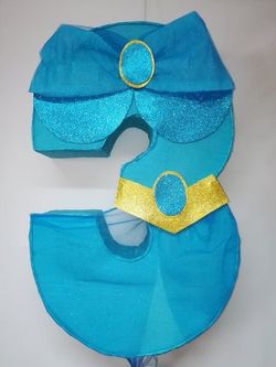 Princess jasmine number pinata