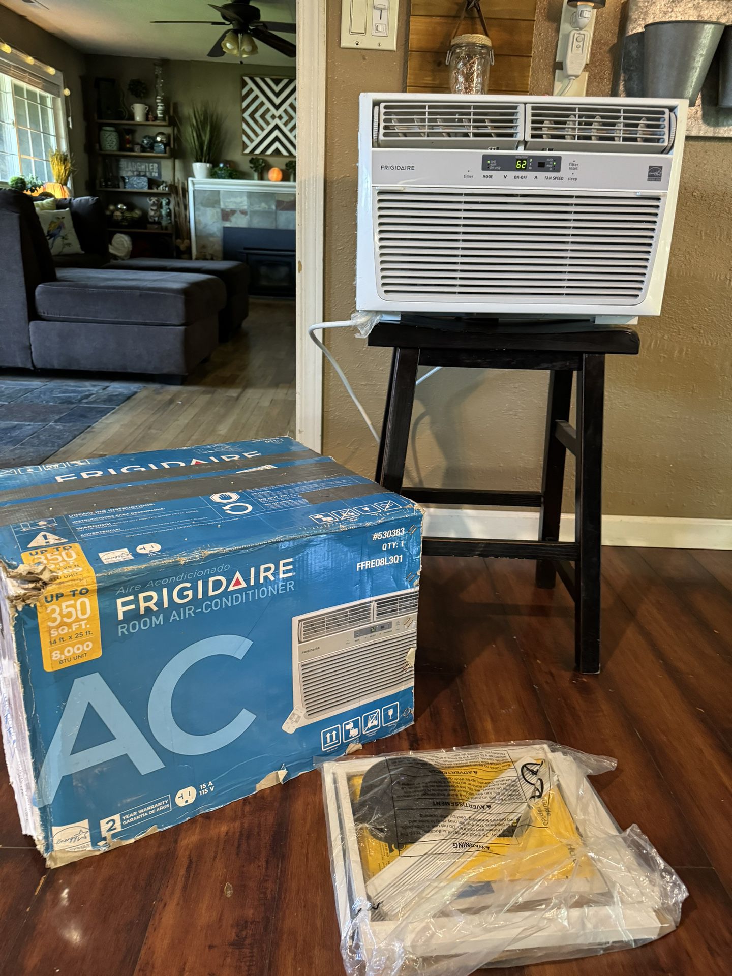 Frigidaire 8000 BTU air conditioner