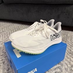 Hoka Crescendo MD Track Shoes Size 9.5 Mens