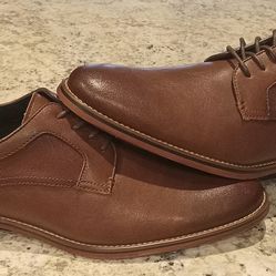 100% AUTHENTIC Men's Guess Oxford Business Brown Dress Shoes size 9.5 BRAND NEW $20