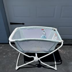 Fisher-Price Rock with Me Bassinet Ocean Sands