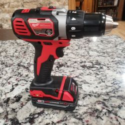Milwaukee M18 18-Volt Lithium-Ion Cordless 1/2 in. Drill Driver with battery (No charger)