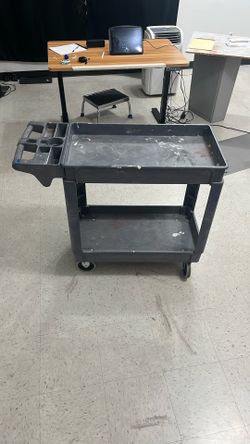Rubbermaid Heavy-Duty Utility / Work Cart – $75