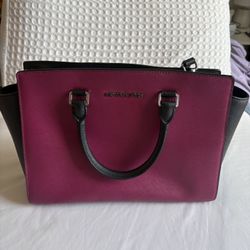 Michael Koors Bag With Adjustable Strap Pink Black Vintage 