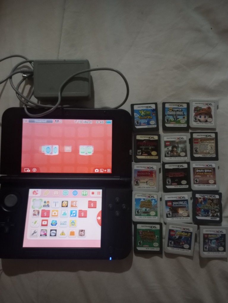 Nintendo 3ds XL Blue With 15 Games And Charger