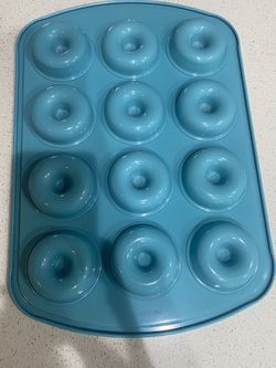 Pampered chef mini donut pan 