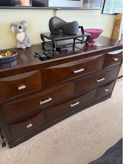 Selling chest drawer