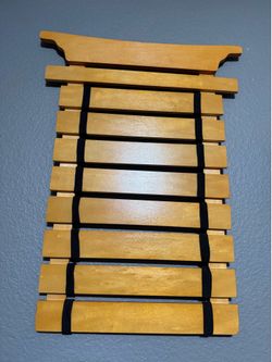 Belt displaying rack