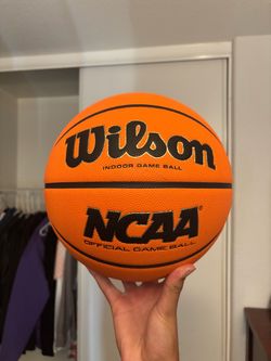 Wilson NCAA official basketball w ja’s