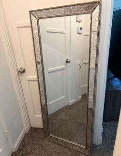 Full body mirror