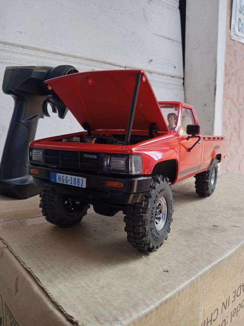 Rc Car Fms Mini Crawler 1/18 Scale 1983 Toyota