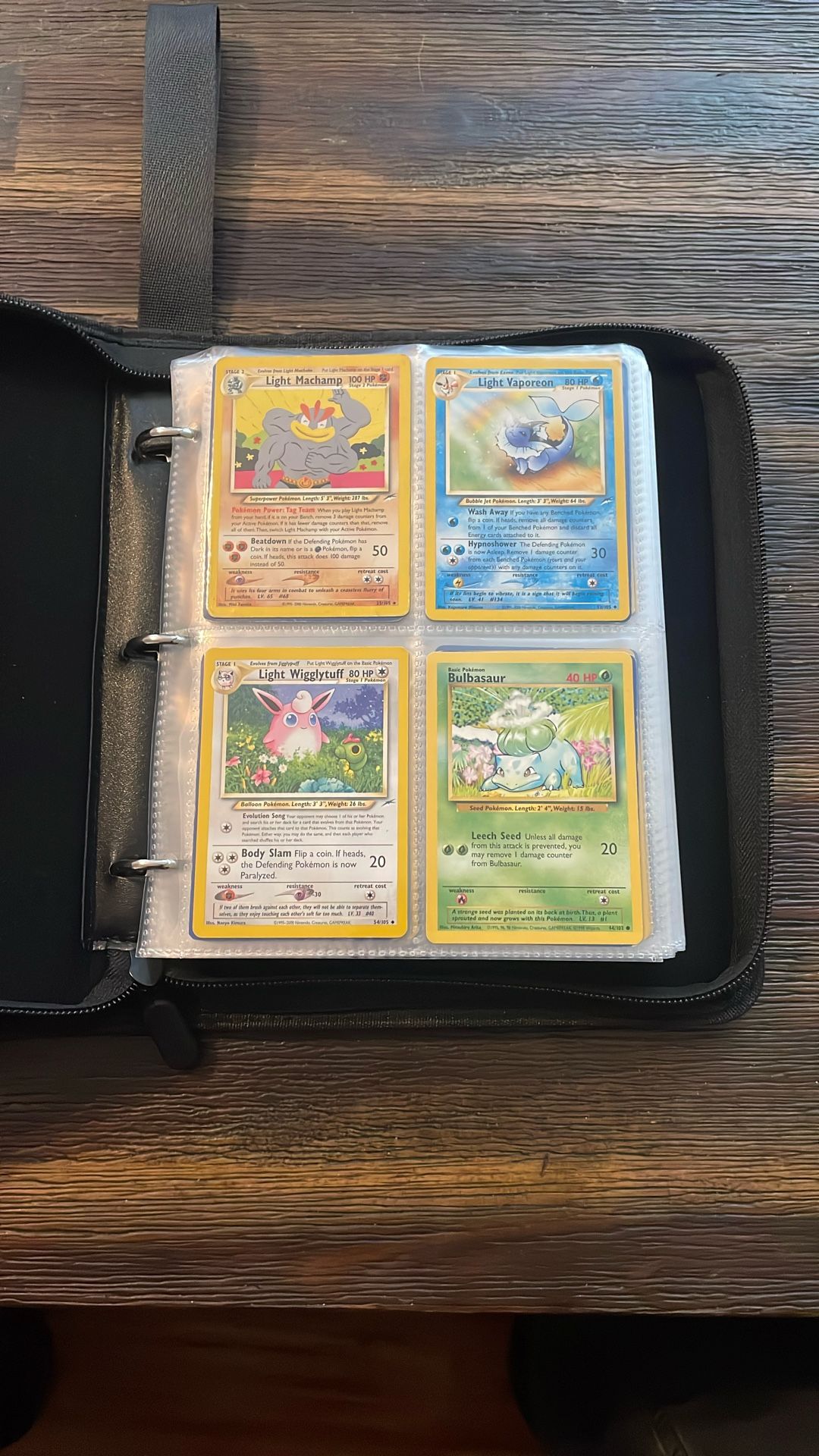 Pokémon Binder ( 280 Cards Total )