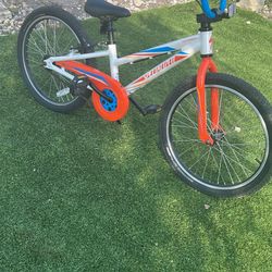 Specialized HOTROCK 20” BMX USED