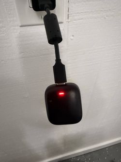 Whoop charger with cable