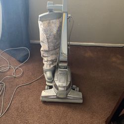 Kirby G Series Vacuum 