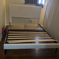 Queen bed frame (white)