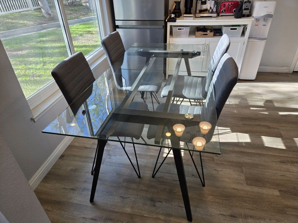 Moving Sale (Desk, Bed Frame, Dinning Table, Chest, Etc)