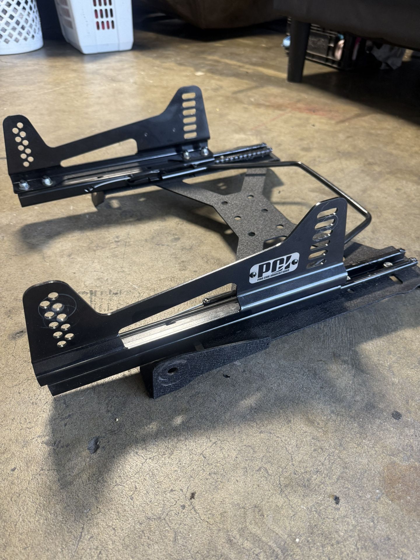 PCI Bracket And Slider