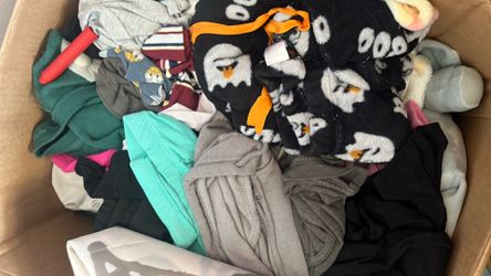 FREE CLOTHES !! ( must take all )
