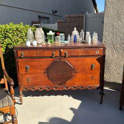 Closed Our Antiques Shop. Everything Must Go. Today Only. 