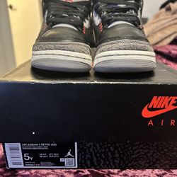 Jordan 3 Retro Size 5y $80