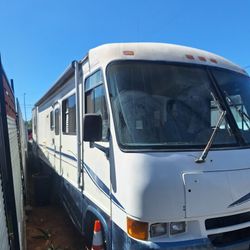 1998 Chevy Motor Home 