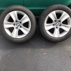 4 BMW Dunlop SP Winter Sport 3D 225/55/17 Snow Tires Run Flat And Wheels. Great like new used 1 season. Quantity of 4 total wheels and tires!