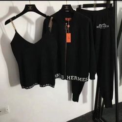 Woman Sets For Winter 