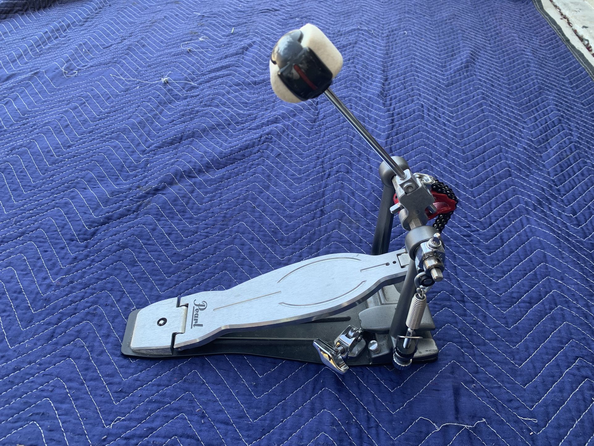 Pearl P1030R Eliminator Solo Red Cam Single Bass Drum Pedal