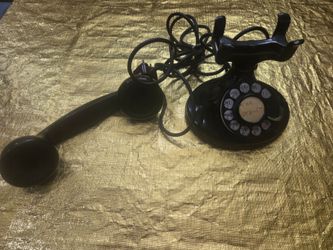Vintage Western Electric 1930s rotary phone