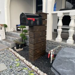 Mailbox Post