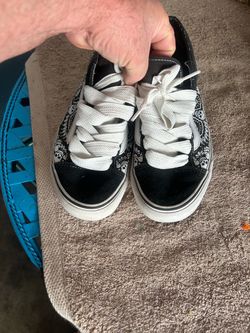Used vans were used 3 times good shape size 10 1/2 in men
