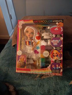 RAINBOW HIGH Doll