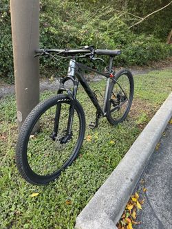 Scott Scale 965 Mountain Bike (2021) Mint