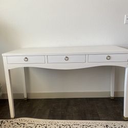 White Vanity / Console Table with 3 Drawers – Stylish & Functional