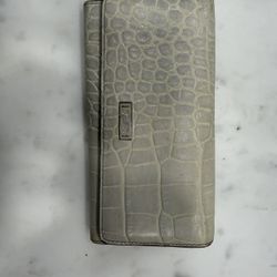  Tumi wallet. Grey croc embossed 