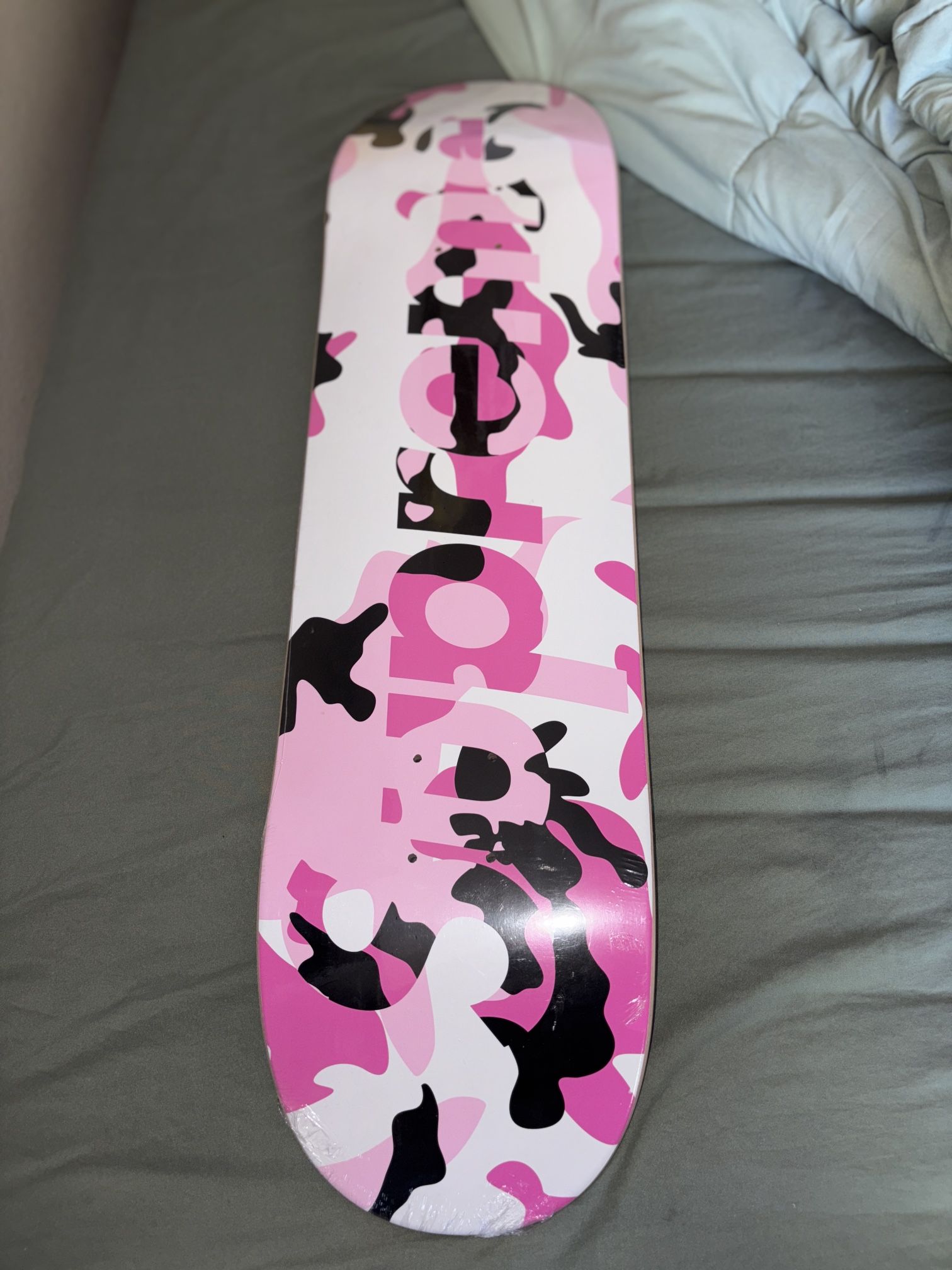 スケートボード Supreme Camo Logo Skateboard Pink Supreme - Camo Logo Skateboard - UG.SHAFT