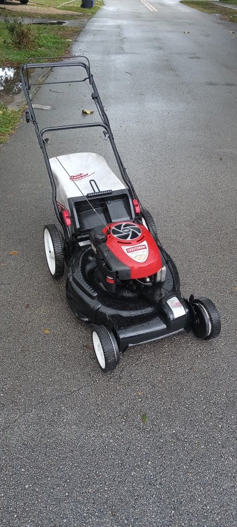 Craftsman 190cc Self Propelled Gas Lawn Mower $220 Firm!!