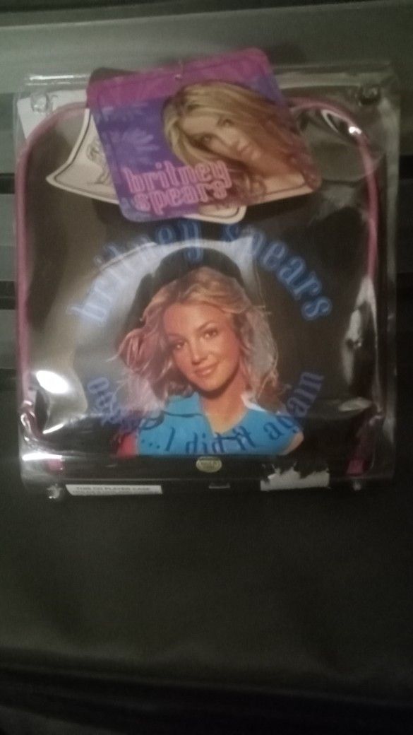 Britney Spears Cd Case And Headphones