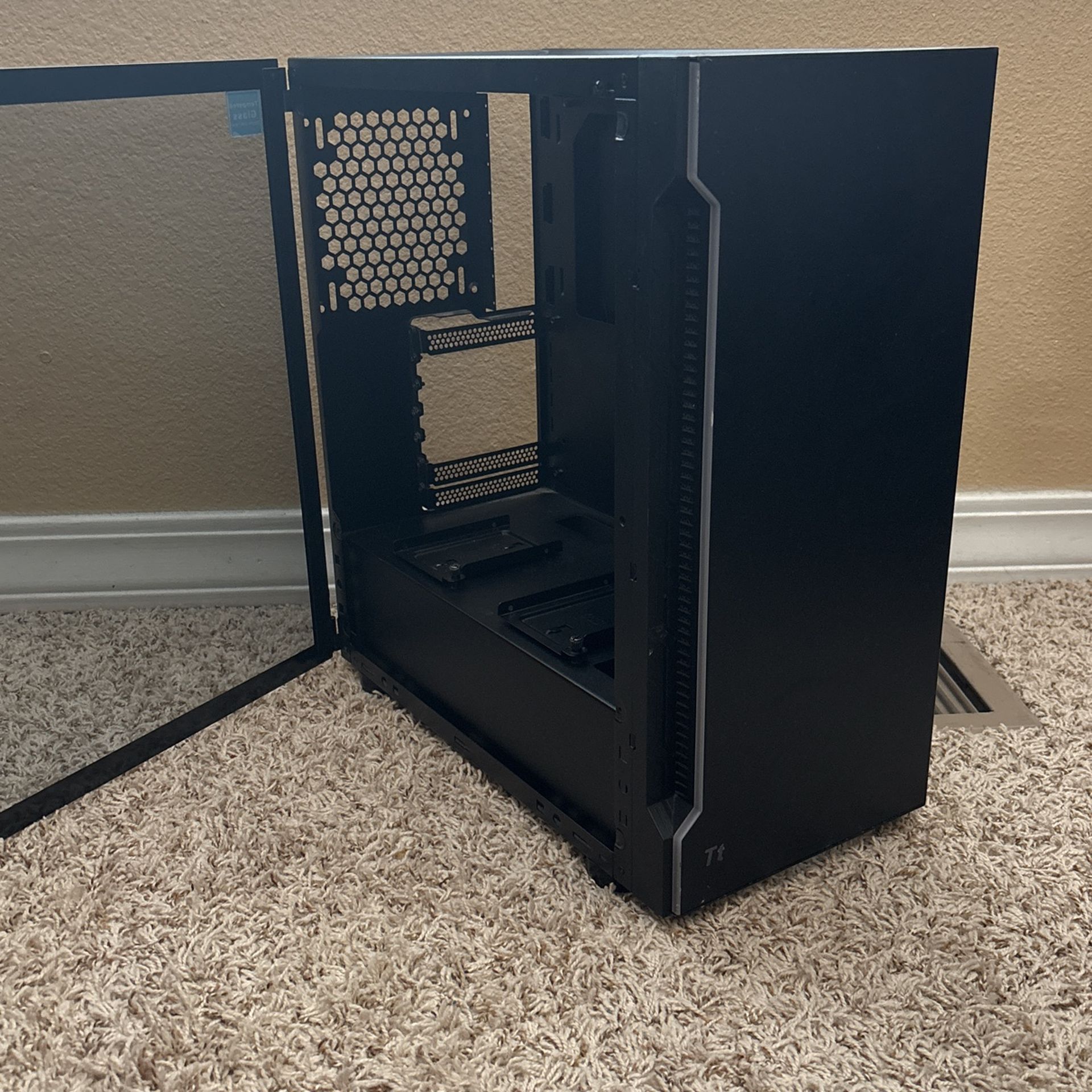 Thermaltake H200 TG RGB PC Case