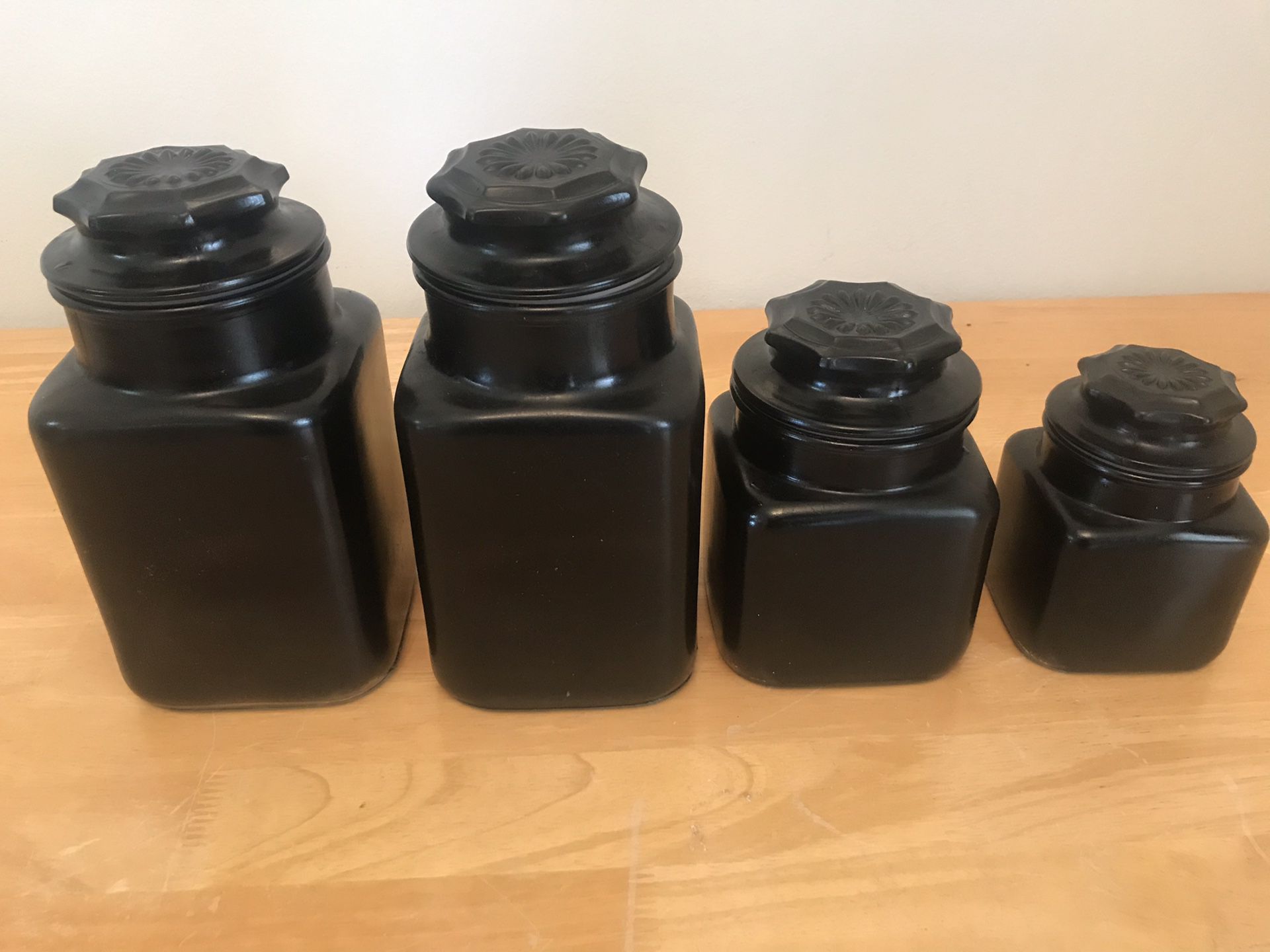 Canister set (there is a 5th small canister not pictured!)