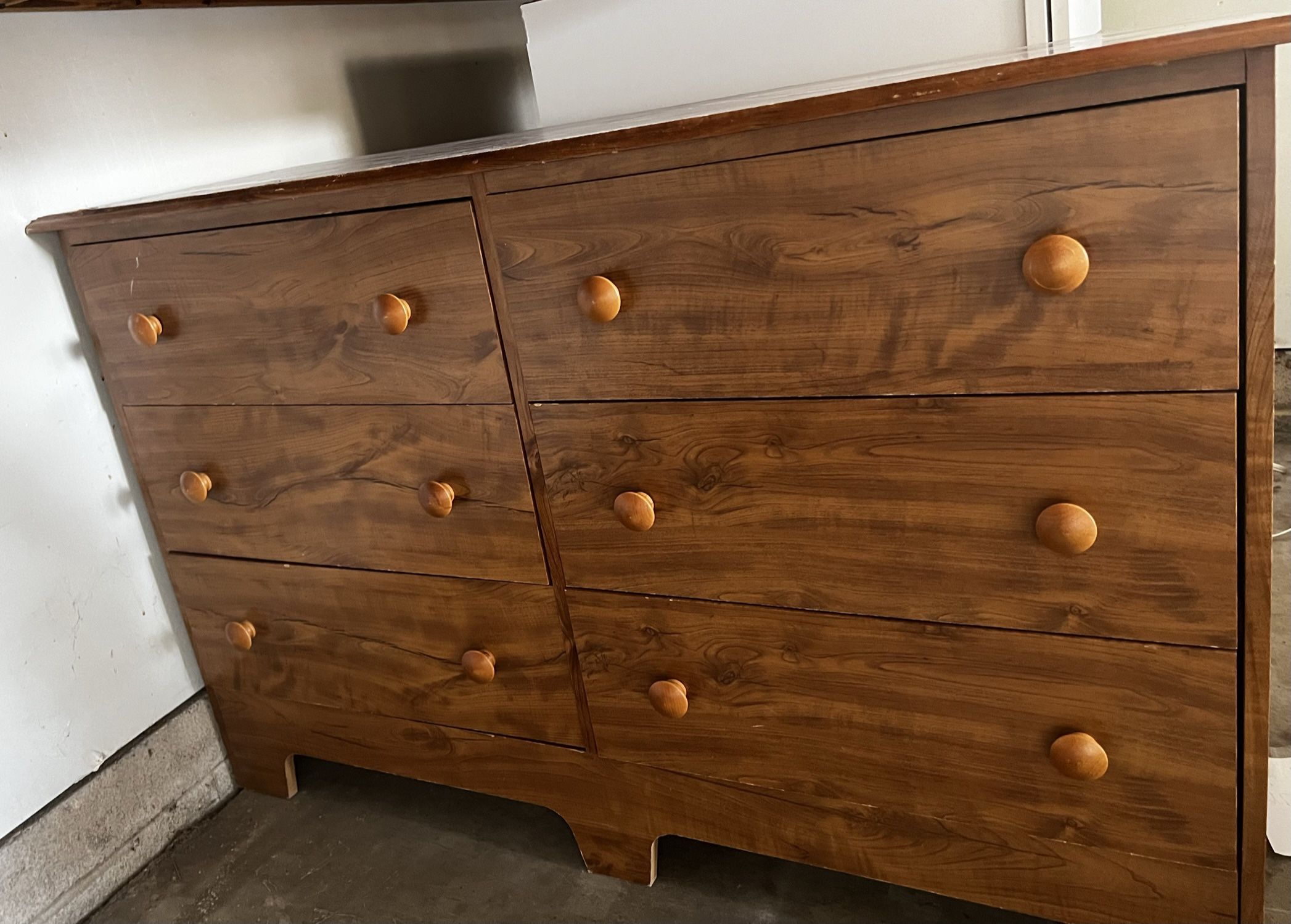 Wood 6-Drawer Dresser