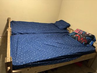Twin size bed