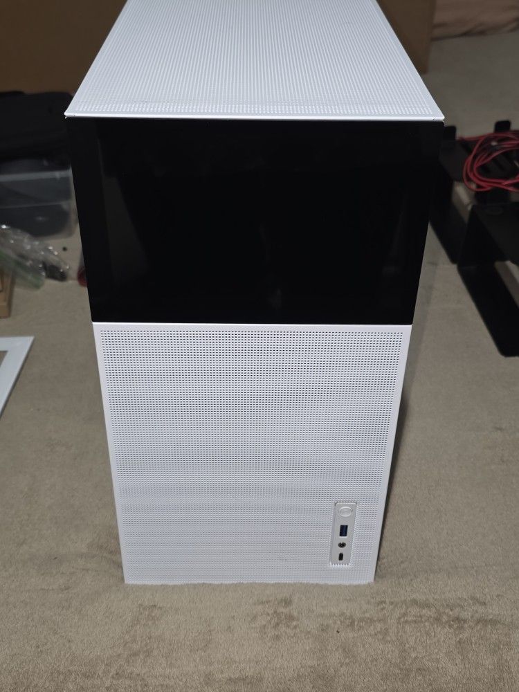 Jonsbo D41 ATX Case + 240 AIO + ARGB Fans