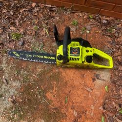 Poulan gas powered chainsaw