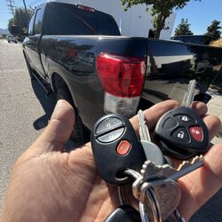 Llaves De Autos / Car Keys And Remotes