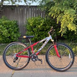 Trek 4500 Mountain Bike