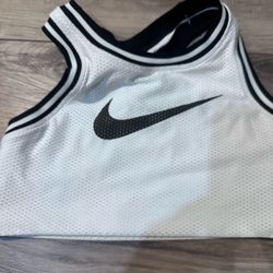 Woman Nike dry fit large